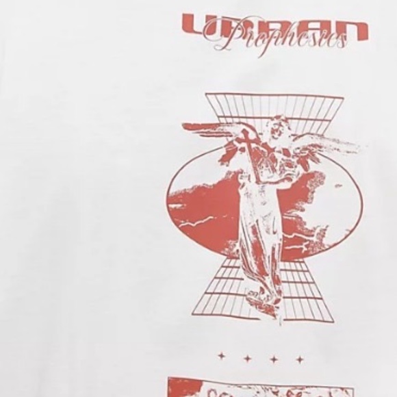 Brand new t shirt in the bag with red graphics on back - Picture 1 of 3